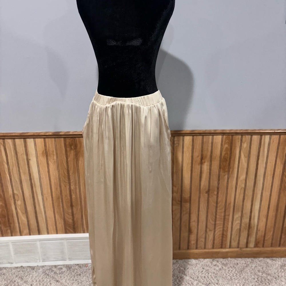 H&M Gold Beige Maxi Skirt with Pockets Size 6